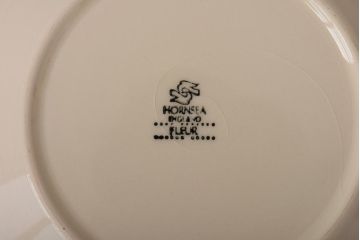 イギリスビンテージ　Hornsea(ホーンジー)　FLEUR(フルール)　トリオ2客セット(カップ&ソーサー、プレート)