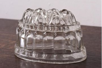 アンティーク雑貨　イギリスアンティーク　小物入れとしてもおすすめなガラス製のゼリーモールド(菓子型)