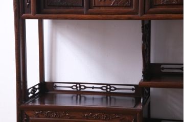 民芸家具　鉄刀木(タガヤサン)　異国情緒あふれる飾り棚(茶棚、収納棚)