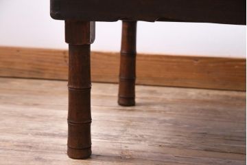 アンティーク家具　和製アンティーク　栓材一枚板　和モダンな演出に活躍する角ちゃぶ台(座卓、ローテーブル)