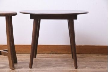 アンティーク雑貨　リメイク家具　天板ケヤキ一枚板　シックな雰囲気がお洒落なサイドテーブル(飾り台)