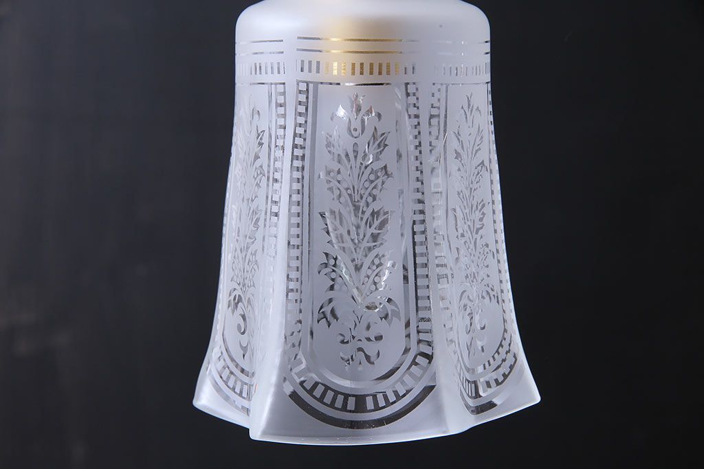 フランス製　エッチングガラスがおしゃれなペンダントライト(天井照明)