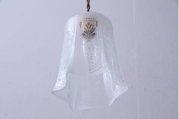 フランス製　エッチングガラスがおしゃれなペンダントライト(天井照明)