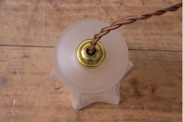 フランス製　エッチングガラスがおしゃれなペンダントライト(天井照明)