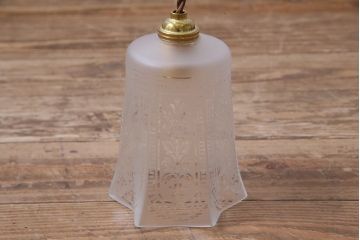 フランス製　エッチングガラスがおしゃれなペンダントライト(天井照明)