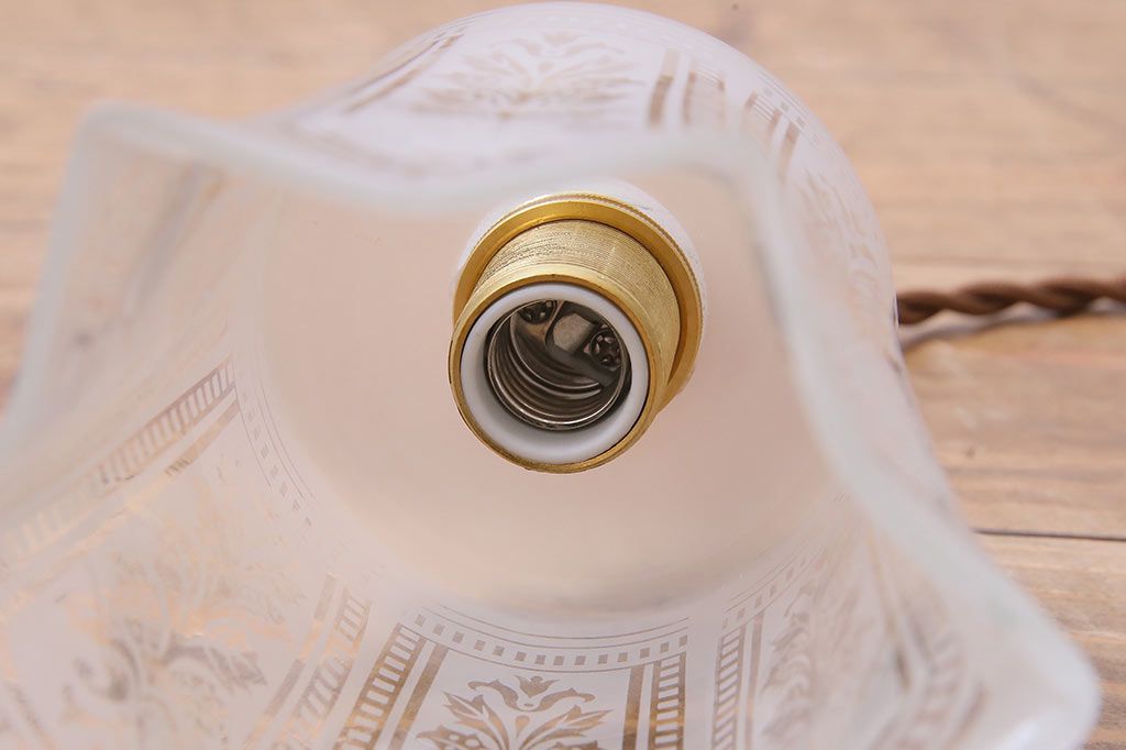 フランス製　エッチングガラスがおしゃれなペンダントライト(天井照明)