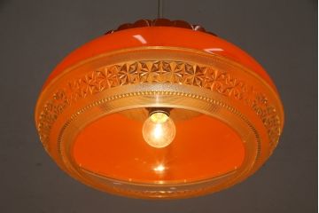 リメイク　レトロなカラーとデザインが魅力的なペンダントライト(天井照明、吊り下げ照明)