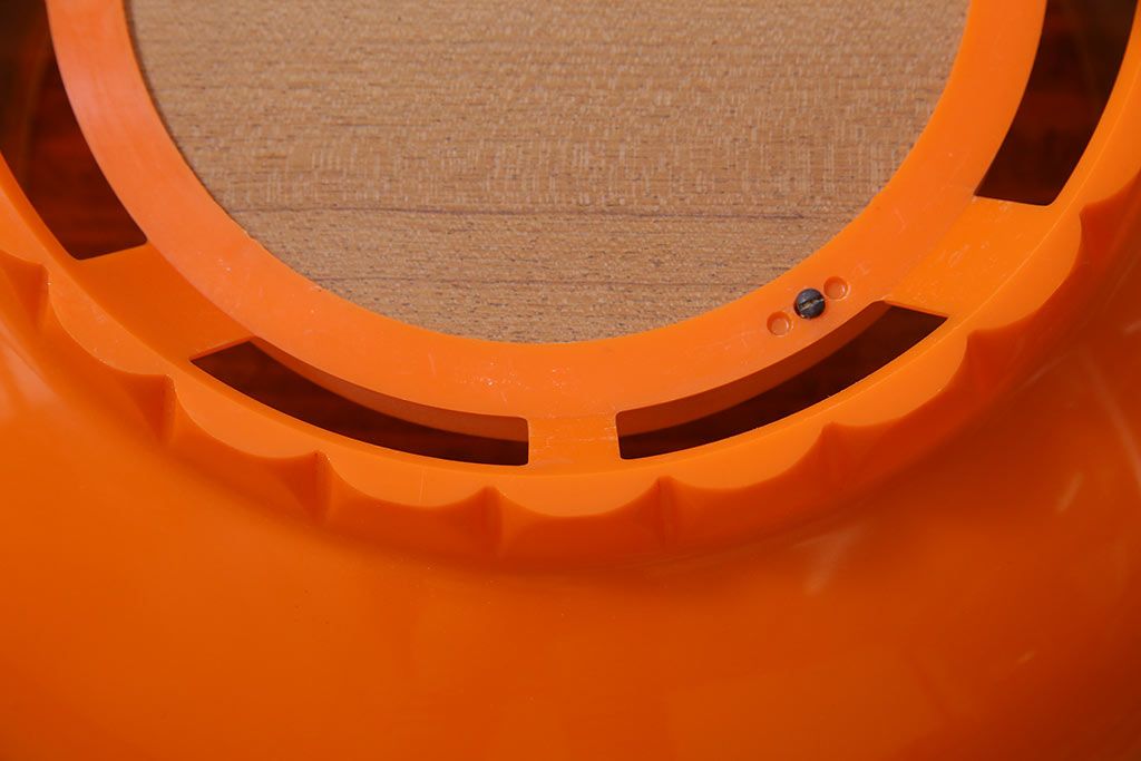 リメイク　レトロなカラーとデザインが魅力的なペンダントライト(天井照明、吊り下げ照明)