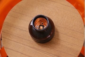 リメイク　レトロなカラーとデザインが魅力的なペンダントライト(天井照明、吊り下げ照明)