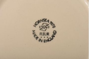 イギリスビンテージ　Hornsea(ホーンジー)　FLEUR(フルール)　トリオ2客セット(カップ&ソーサー、プレート)(1)