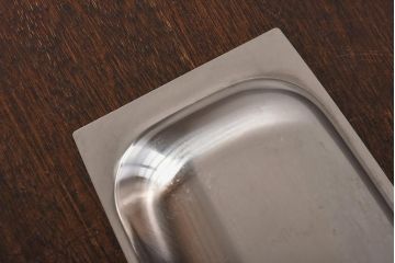 北欧ビンテージ　GERMETCO　シンプルで格好良いステンレスプレート(トレー、長皿)