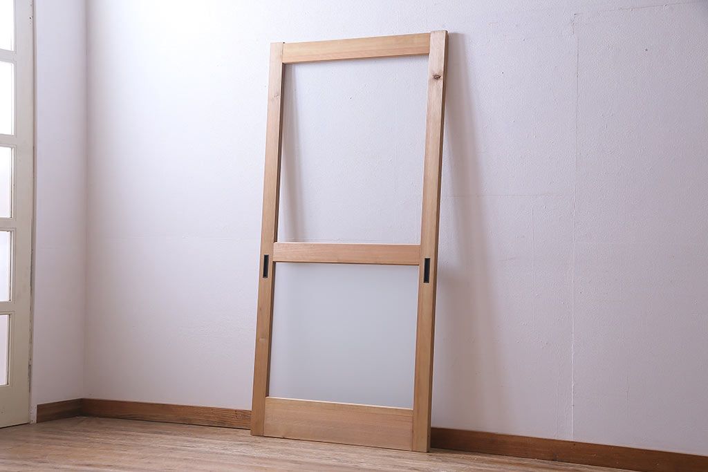 昭和初期　ナチュラルテイストに取り入れられるシンプルなガラス戸1枚(引戸、建具)(2)