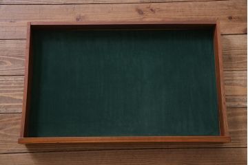 ヴィンテージ家具　北欧ビンテージ　チーク材　スクエア型の取っ手がかわいらしいワークデスク(両袖机、在宅ワーク、在宅用)