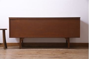 ヴィンテージ家具　北欧ビンテージ　チーク材　スクエア型の取っ手がかわいらしいワークデスク(両袖机、在宅ワーク、在宅用)