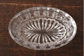 アンティーク雑貨　イギリスアンティーク　小物入れとしてもおすすめなガラス製のゼリーモールド(菓子型)(1)