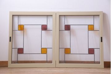 ラフジュ工房オリジナル　両面ガラス　色ガラス入りステンドグラスの戸棚(収納棚、サイドボード、サイドキャビネット、飾り棚)(R-033214)
