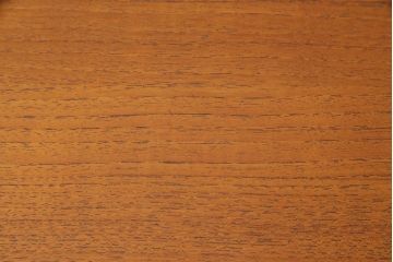 ヴィンテージ家具　北欧ビンテージ　チーク材　G-plan(ジープラン)　スタイリッシュなデザインのサイドボード(サイドキャビネット)