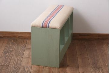 リメイク家具　ペイント　収納棚が便利なクッションベンチ(飾り棚)