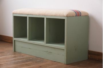 リメイク家具　ペイント　収納棚が便利なクッションベンチ(飾り棚)
