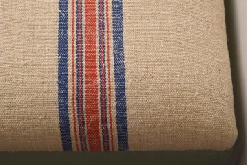 リメイク家具　ペイント　収納棚が便利なクッションベンチ(飾り棚)