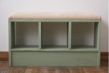 リメイク家具　ペイント　収納棚が便利なクッションベンチ(飾り棚)