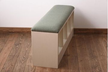 リメイク家具　ペイント　シャビーな雰囲気がお洒落な収納棚付きベンチ