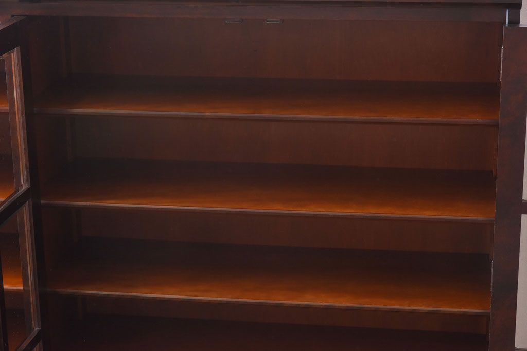 中古　北海道民芸家具　OM168特注品　カバ材の木目が美しい収納棚(食器棚、カップボード)(定価約90万円〜)