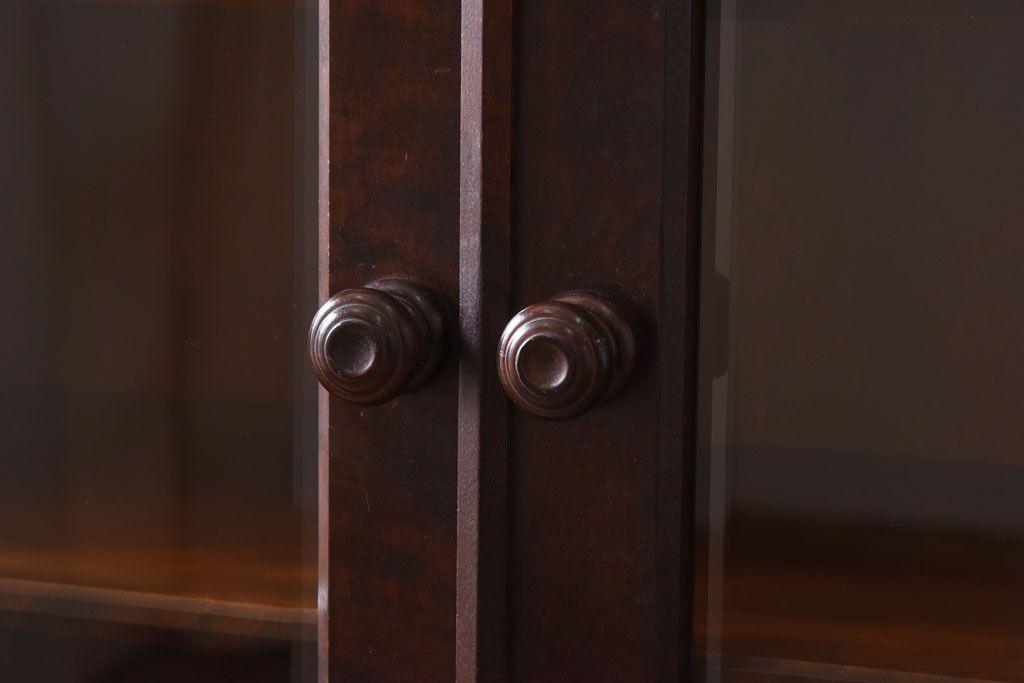 中古　北海道民芸家具　OM168特注品　カバ材の木目が美しい収納棚(食器棚、カップボード)(定価約90万円〜)