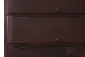 リメイク家具　前面松材　古材の風合いが味わい深いパタパタ扉の脚付きキャビネット(7段タイプ)(戸棚、下駄箱、収納棚)