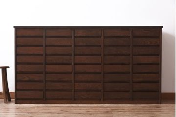 リメイク家具　前板ナラ材　40杯もの引き出しが付いた迫力満点なチェスト(引き出し、書類ケース)