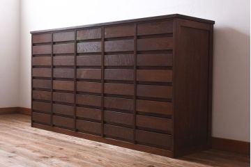 リメイク家具　前板ナラ材　40杯もの引き出しが付いた迫力満点なチェスト(引き出し、書類ケース)