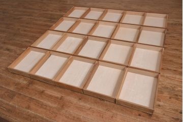 リメイク家具　前板ナラ材　40杯もの引き出しが付いた迫力満点なチェスト(引き出し、書類ケース)