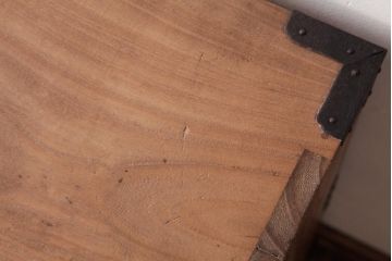 アンティーク家具　和製アンティーク　角手　前面桐材　上手物金具の庄内小箪笥(枕箪笥、和タンス、桐箪笥、桐たんす)