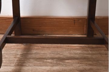 アンティーク家具　イギリスアンティーク　オーク材　クラシカルな雰囲気がお洒落なダイニングチェア(椅子、チェア)