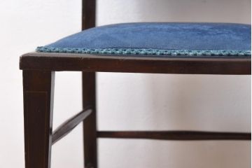 アンティーク家具　フランスアンティーク　オーク材　ブルーのファブリックがシックな印象与えるチェア(椅子)(1)