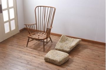 ヴィンテージ家具　イギリスビンテージ　ERCOL(アーコール)　柔らかな雰囲気漂うアームチェア(椅子)