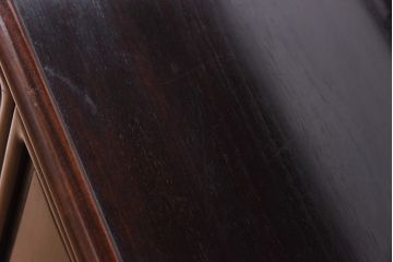 アンティーク家具　和製アンティーク　紫檀と漆の組み合わせが高級感醸し出す茶棚(収納棚、飾り棚)