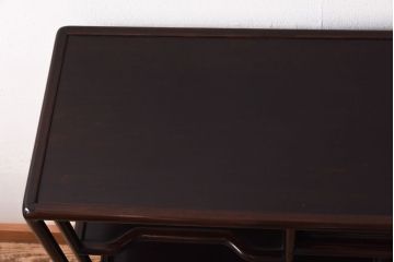 アンティーク家具　和製アンティーク　紫檀と漆の組み合わせが高級感醸し出す茶棚(収納棚、飾り棚)