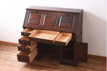 ビンテージ　北海道民芸家具　絶版品!風格漂う両袖ライティングビューロー(デスク、在宅ワーク、在宅用両袖机)