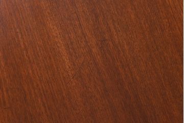 ヴィンテージ家具　北欧ビンテージ　チーク材のあたたかな色合いが魅力的なネストテーブル(サイドテーブル)