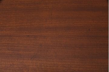 ヴィンテージ家具　北欧ビンテージ　チーク材　シャープなフォルムのサイドボード(キャビネット、戸棚、収納棚)