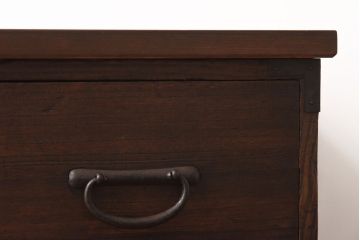 アンティーク家具　和製アンティーク　天板ヒノキ材　素朴な味わいが魅力の箪笥ローボード(ローチェスト)