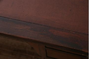 アンティーク家具　イギリスアンティーク　ウォールナット材　クラシカルな佇まいが魅力的な両袖デスク(机、在宅ワーク、在宅用作業台)