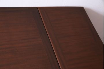 ヴィンテージ家具　北欧ビンテージ　チーク材　スタイリッシュな印象のエクステンションテーブル(バタフライテーブル、ダイニングテーブル)