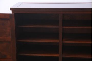 中古　松本民芸家具　お部屋に取り入れやすい和洋折衷な収納棚(戸棚)