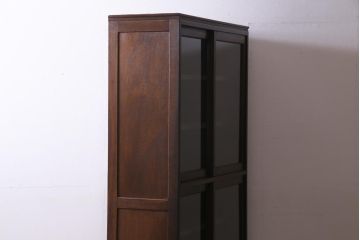 レトロ家具　和製アンティーク　物懐かしい佇まいが目を惹く昭和レトロな戸棚(収納棚、飾り棚、本棚)