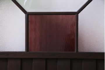 大正ロマン　ダイヤガラス入り　3色の色ガラスが目を引くモダンなガラス戸4枚セット(引き戸、建具)