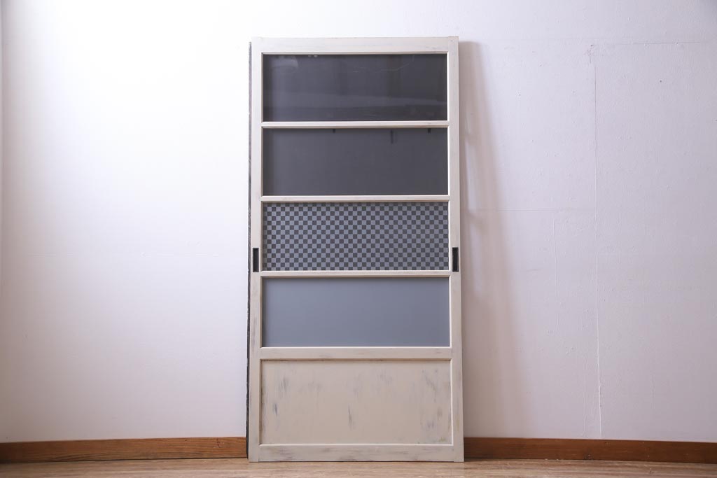 ペイント家具　当店オリジナルガラス入り　市松模様のガラスが目を惹く和モダンなガラス戸1枚(建具、引き戸)