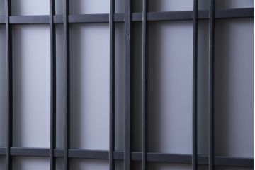 当店オリジナルガラス入り　ペイント家具　シックでモダンなガラス格子戸4枚セット(引き戸、ガラス戸、建具)