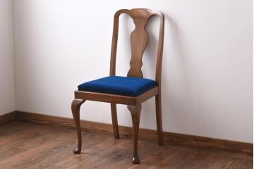 アンティーク家具　イギリスアンティーク　バーチ材　凛とした佇まいが素敵なチェア(ダイニングチェア)(2)